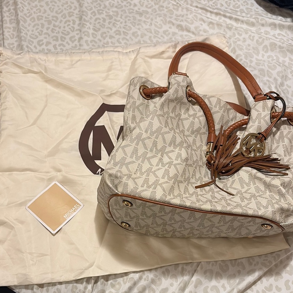 Michael Kors jet set Bag new